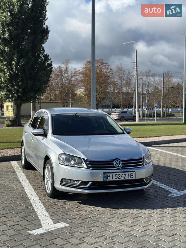 Volkswagen Passat 2011