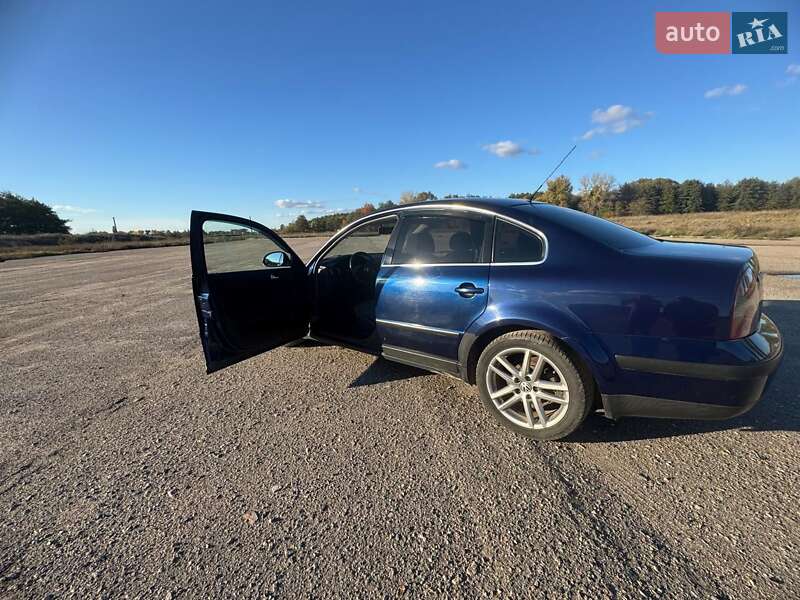 Седан Volkswagen Passat 2004 в Александровке фото 17 Седан Volkswagen Passat 2004 в Александровке