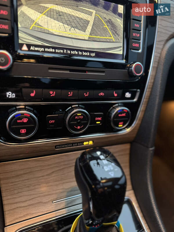 Седан Volkswagen Passat 2014 в Ровно фото 23 Седан Volkswagen Passat 2014 в Ровно