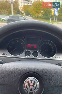 Седан Volkswagen Passat 2009 в 