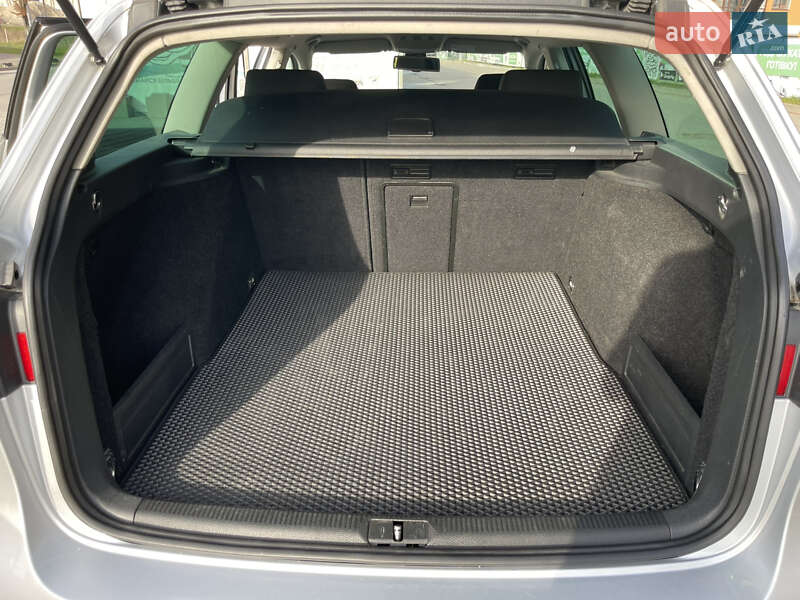 Універсал Volkswagen Passat 2009 в Києві фото 11 Універсал Volkswagen Passat 2009 в Києві