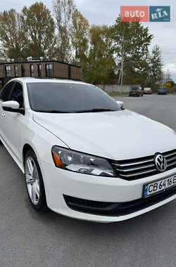 Седан Volkswagen Passat 2013 в Чернігові