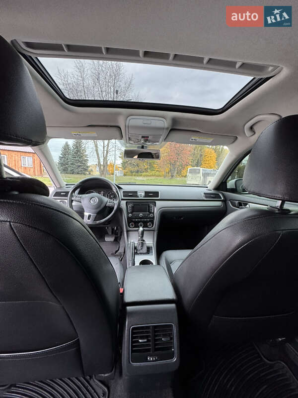 Седан Volkswagen Passat 2013 в Чернигове