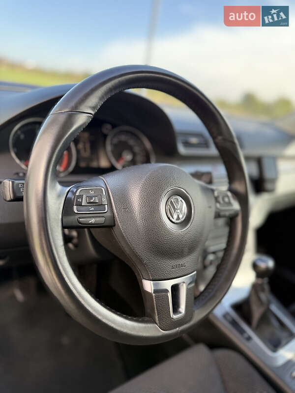Универсал Volkswagen Passat 2010 в Ровно фото 18 Универсал Volkswagen Passat 2010 в Ровно