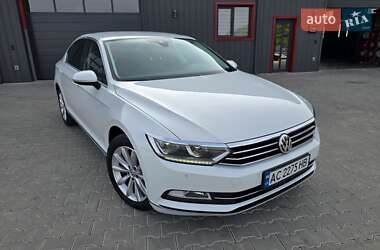 Седан Volkswagen Passat 2018 в Ковелі