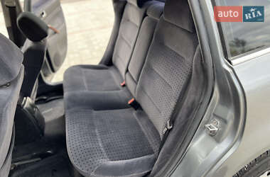 Седан Volkswagen Passat 2004 в 