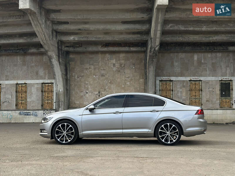 Седан Volkswagen Passat 2017 в Калуше фото 3 Седан Volkswagen Passat 2017 в Калуше