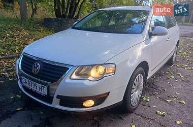 Универсал Volkswagen Passat 2010 в 