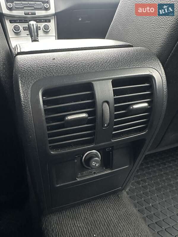 Універсал Volkswagen Passat 2013 в Білогородці