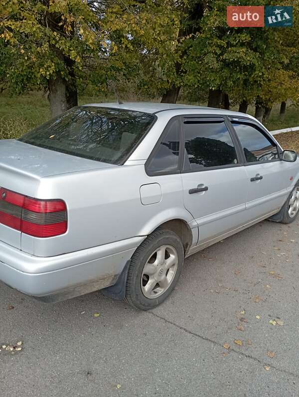 Седан Volkswagen Passat 1994 в Хмільнику фото 11 Седан Volkswagen Passat 1994 в Хмільнику