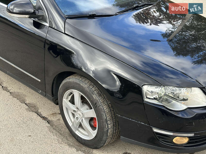 Универсал Volkswagen Passat 2006 в Ровно