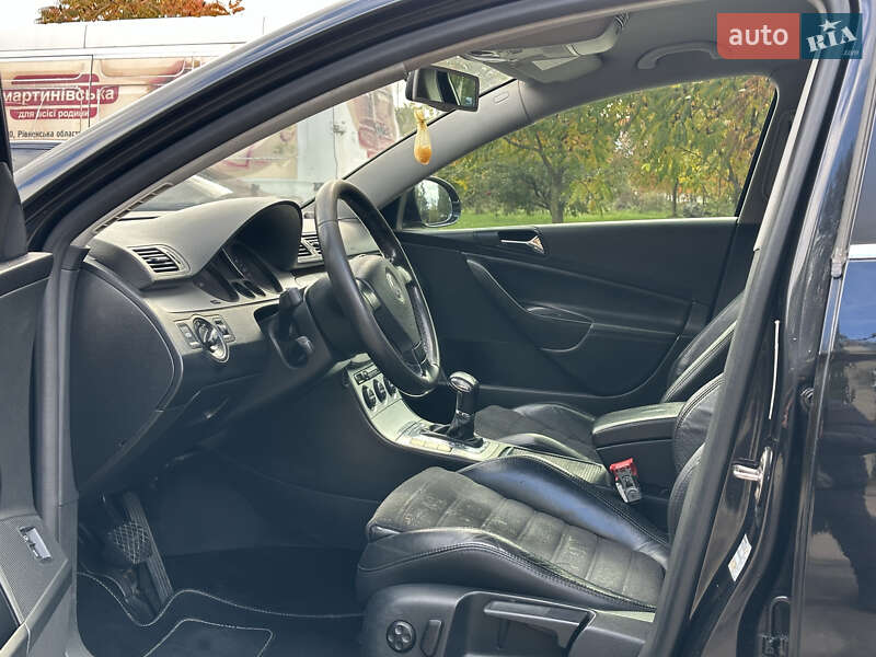 Универсал Volkswagen Passat 2006 в Ровно