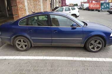 Седан Volkswagen Passat 2003 в 