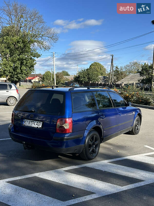 Універсал Volkswagen Passat 2001 в Бородянці