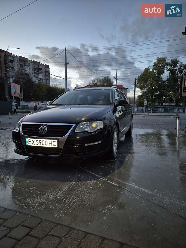 Універсал Volkswagen Passat 2009 в 