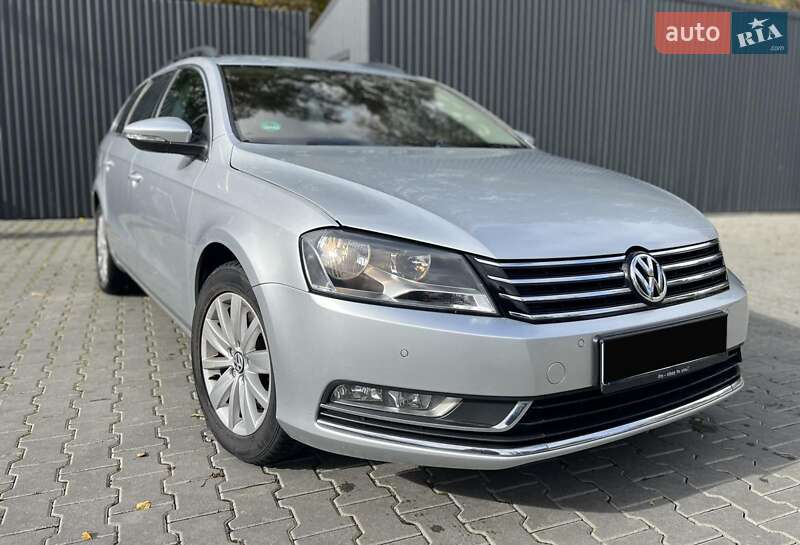 Универсал Volkswagen Passat 2011 в Дрогобыче