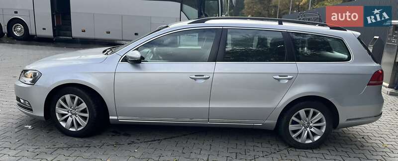 Универсал Volkswagen Passat 2011 в Дрогобыче