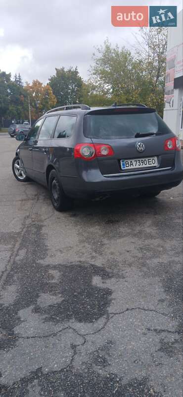 Универсал Volkswagen Passat 2008 в Кропивницком