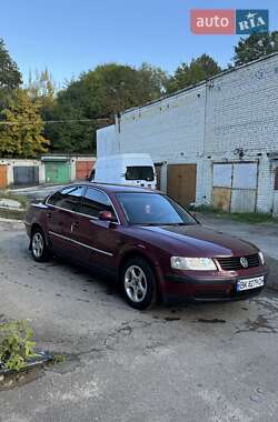 Седан Volkswagen Passat 1998 в Львові