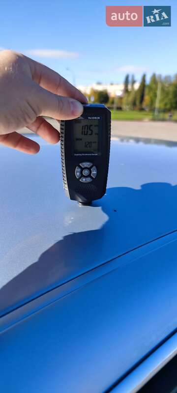 Седан Volkswagen Passat 2002 в Киеве