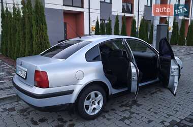 Седан Volkswagen Passat 1998 в 