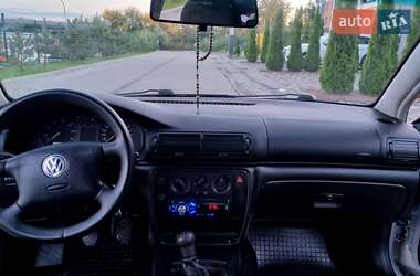 Седан Volkswagen Passat 1998 в 
