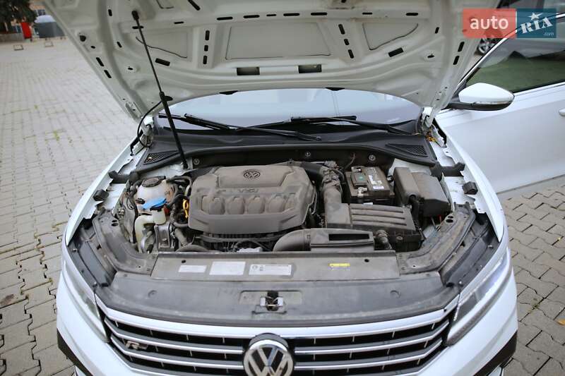 Седан Volkswagen Passat 2018 в Черновцах фото 36 Седан Volkswagen Passat 2018 в Черновцах