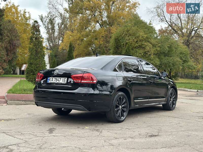 Седан Volkswagen Passat 2011 в Киеве