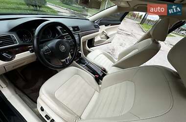 Седан Volkswagen Passat 2011 в 
