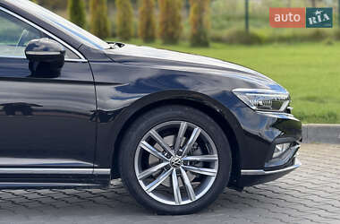 Седан Volkswagen Passat 2020 в 