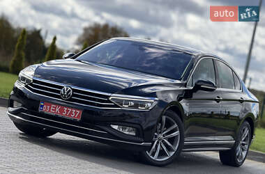 Седан Volkswagen Passat 2020 в 
