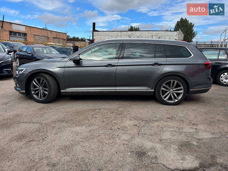 Універсал Volkswagen Passat 2017 в Запоріжжі