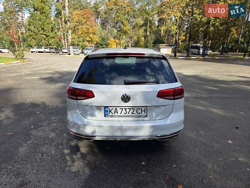 Универсал Volkswagen Passat 2016 в Буче