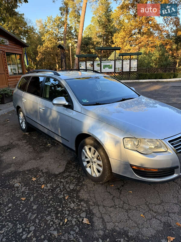 Универсал Volkswagen Passat 2007 в Киверцах