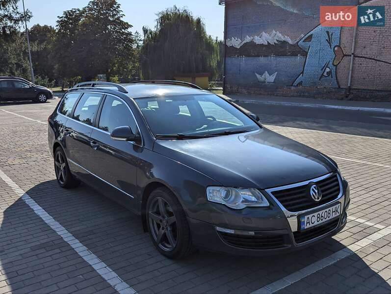 Универсал Volkswagen Passat 2010 в Луцке