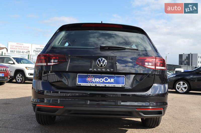 Универсал Volkswagen Passat 2022 в Киеве