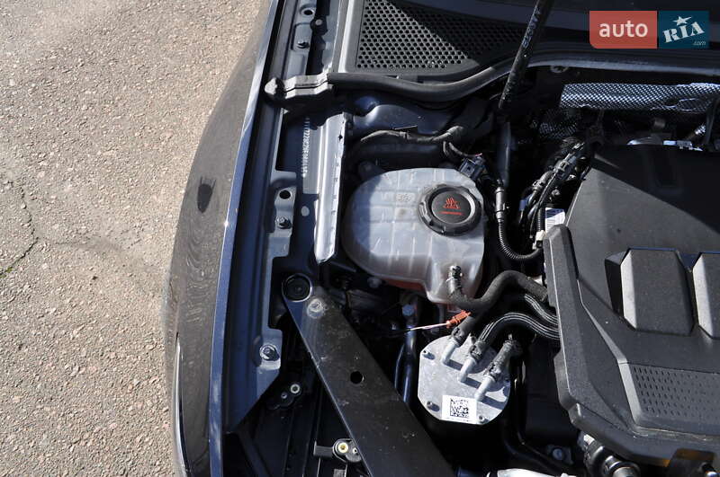 Универсал Volkswagen Passat 2022 в Киеве