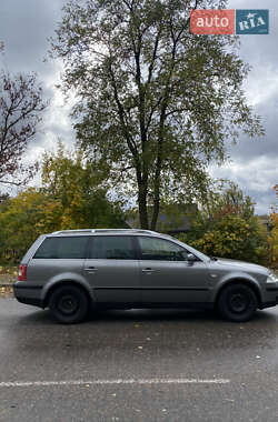 Универсал Volkswagen Passat 2003 в 