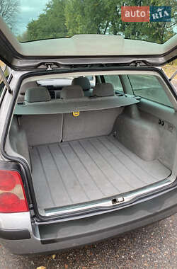 Универсал Volkswagen Passat 2003 в 