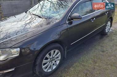 Седан Volkswagen Passat 2008 в Івано-Франківську