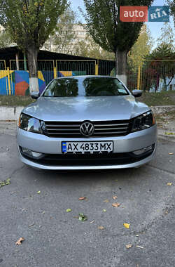 Седан Volkswagen Passat 2013 в Харькове