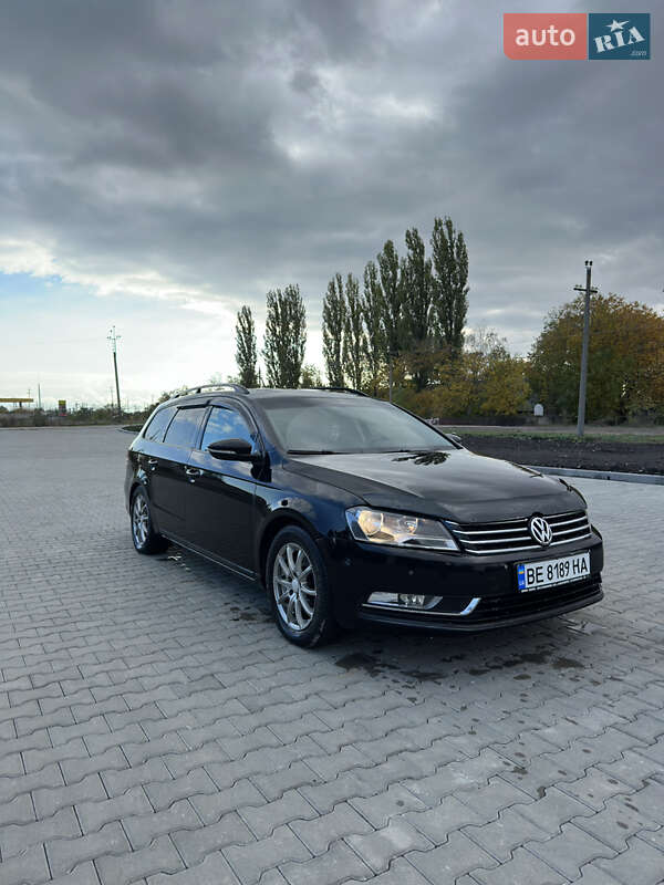 Универсал Volkswagen Passat 2011 в Первомайске