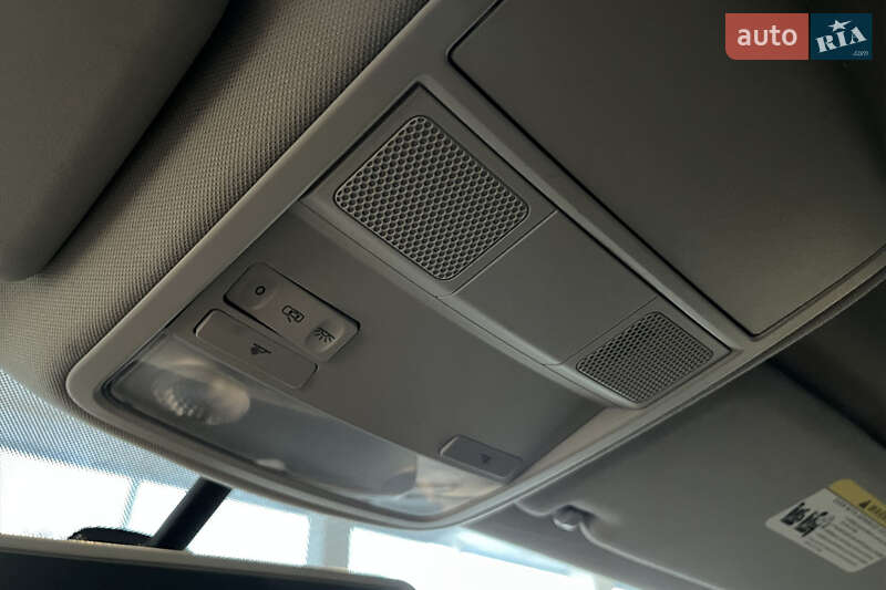 Седан Volkswagen Passat 2015 в Шептицькому