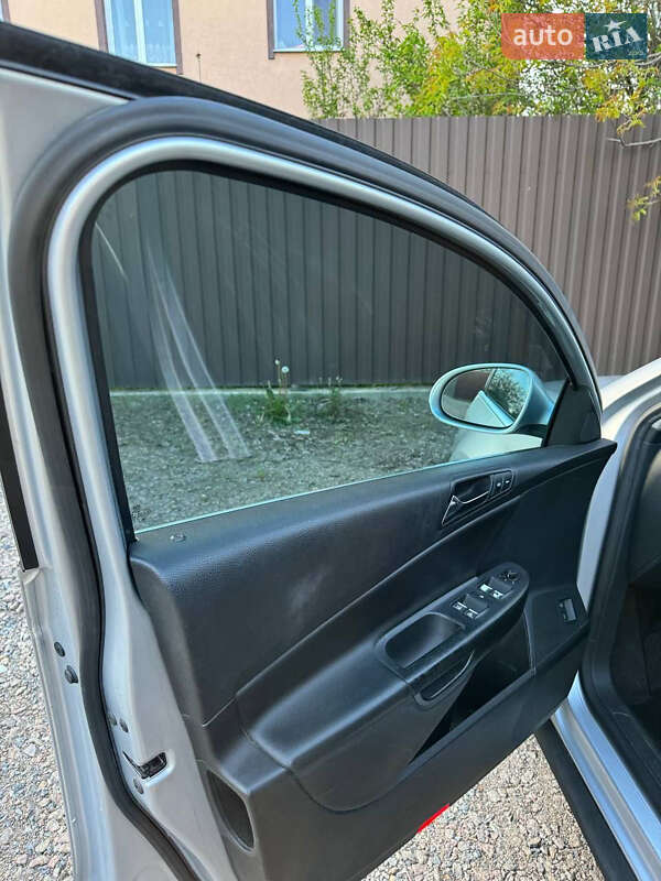 Универсал Volkswagen Passat 2006 в Киеве фото 28 Универсал Volkswagen Passat 2006 в Киеве