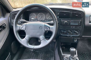 Универсал Volkswagen Passat 1995 в 