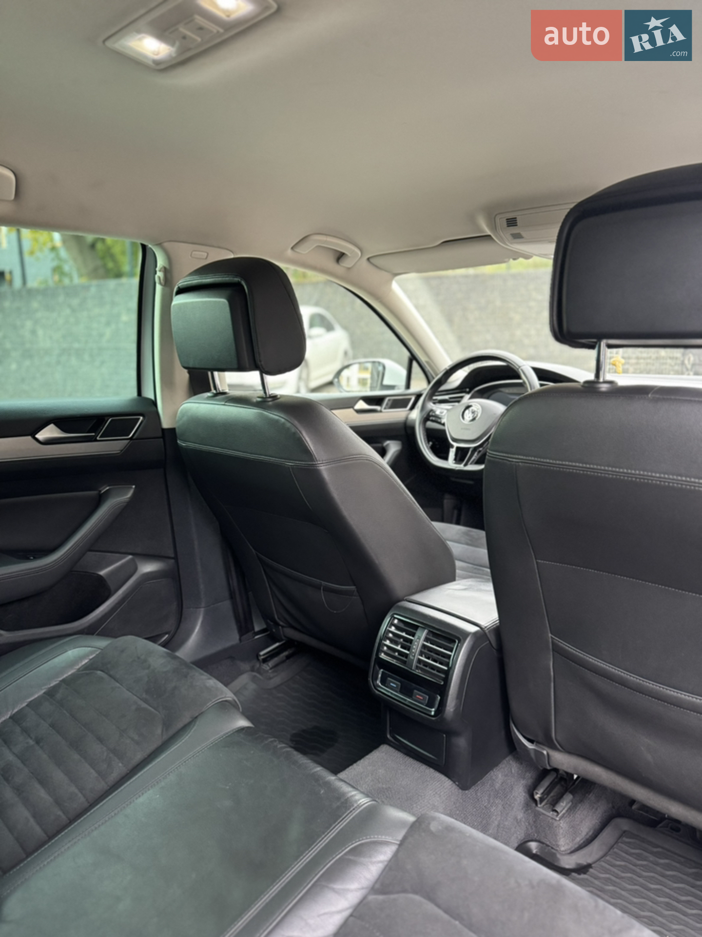 2016 Volkswagen Passat - мініатюра 8