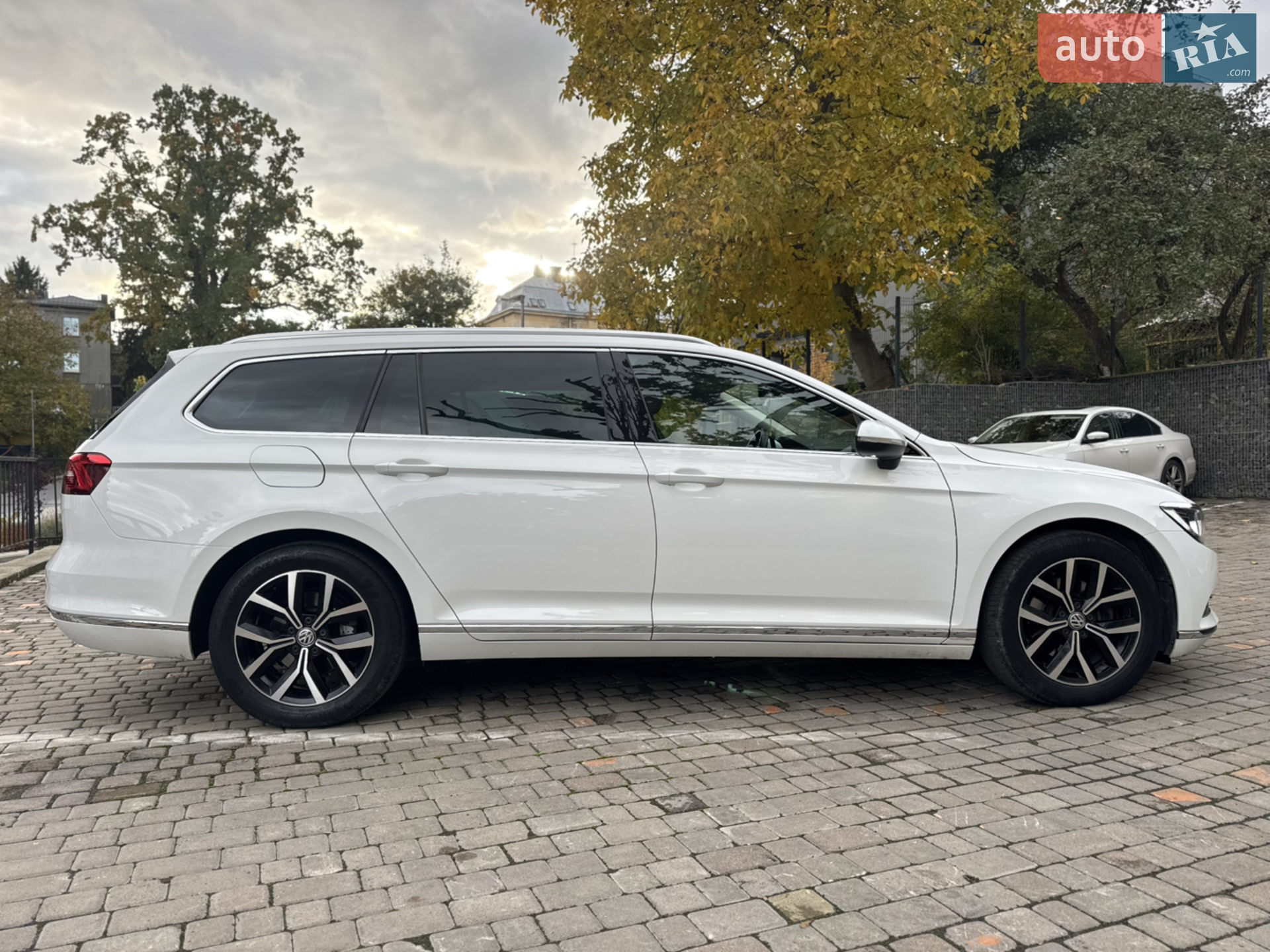 2016 Volkswagen Passat - мініатюра 4