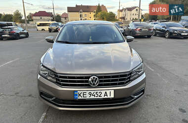Седан Volkswagen Passat 2016 в Дніпрі