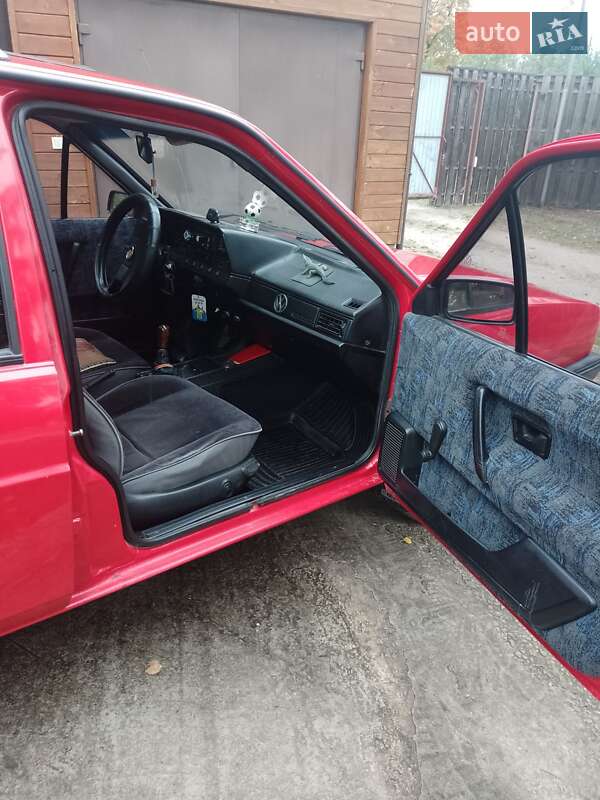 Универсал Volkswagen Passat 1987 в Житомире