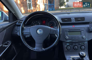 Седан Volkswagen Passat 2006 в 